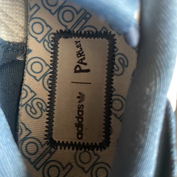 Adidas Parley Boy youth size 6 in GUC - Picture 5 of 5